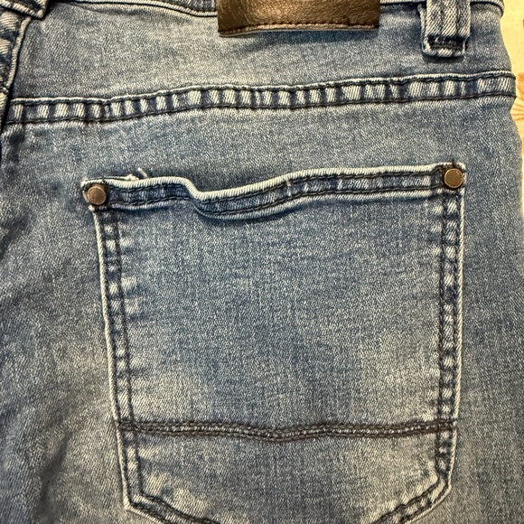 Women's Skinny Jeans in Blue - Picture 7 of 7